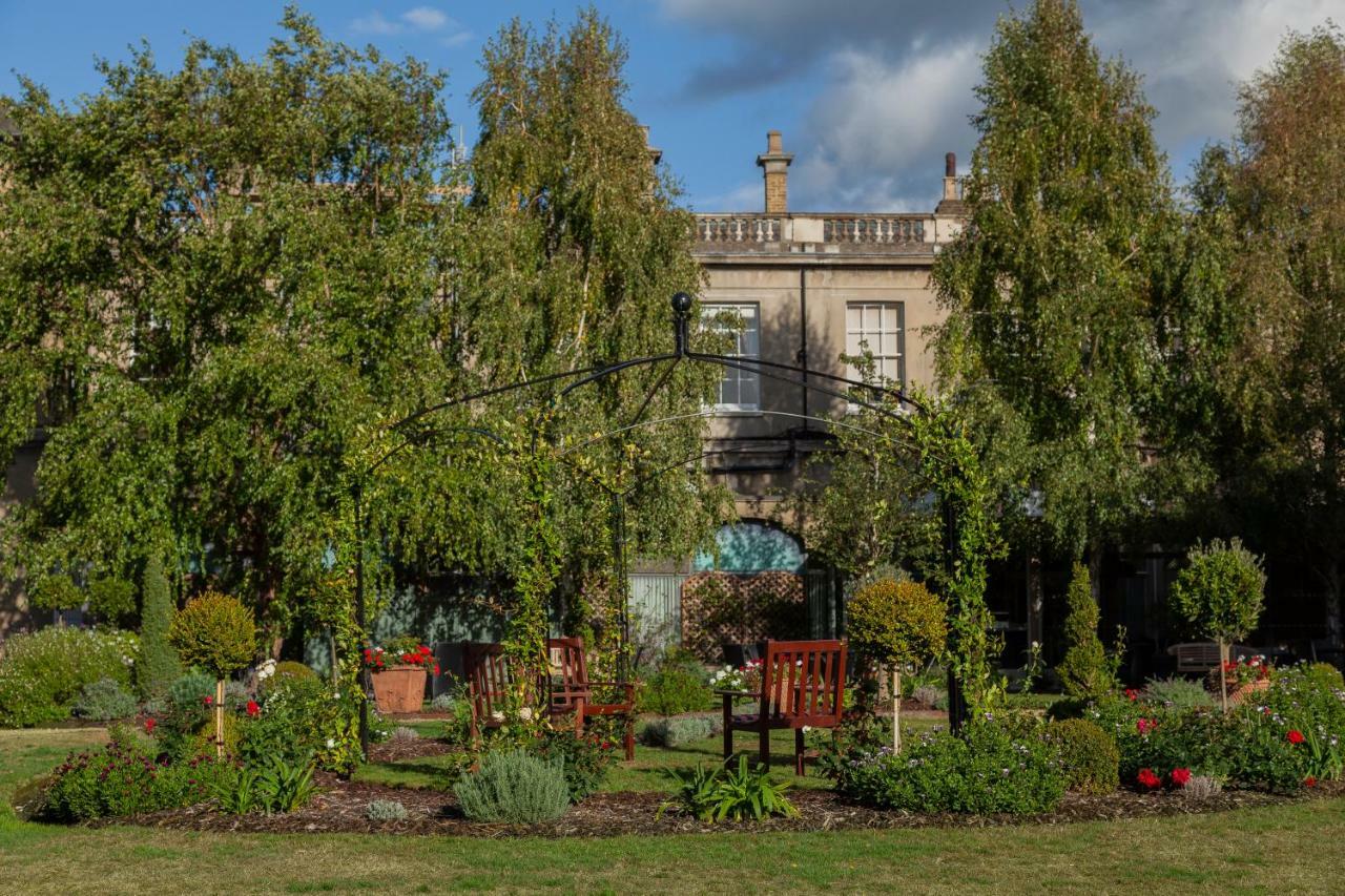 Oatlands Park Hotel Weybridge Eksteriør billede